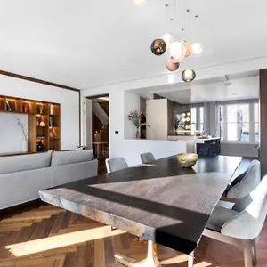 Modern Penthouse In The Apartment London